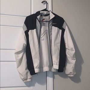 Vintage Nike windbreaker
